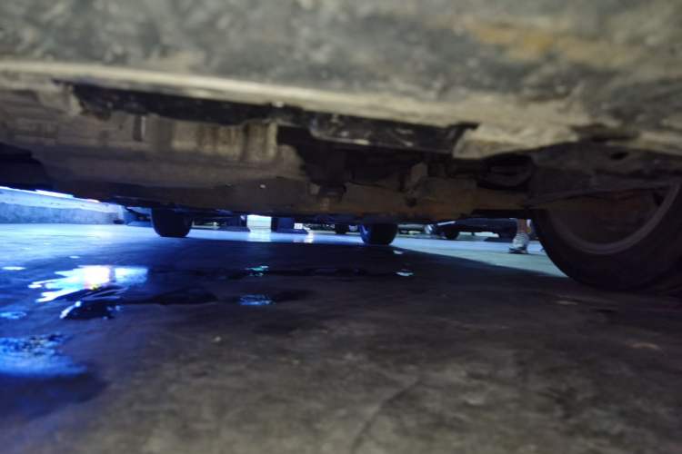 Used Volkswagen Sagitar 2015 1.6L Manual Comfort Model Chassis Front