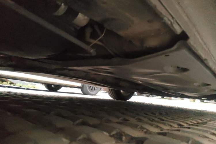 Used Volkswagen Sagitar 2015 230TSI Automatic Comfort Version Chassis Rear Right