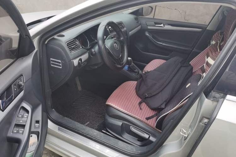 Used Volkswagen Sagitar 2015 1.6L Automatic Comfort Model Driver Seat