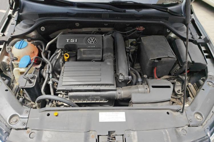 Used Volkswagen Sagitar 2015 230TSI Automatic Luxury Model Engine Bay