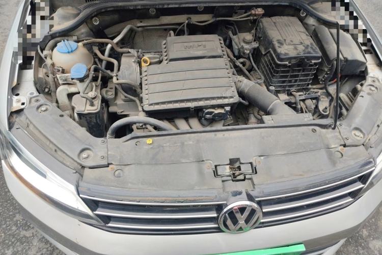 Used Volkswagen Sagitar 2015 1.6L Automatic Comfort Model Engine Bay