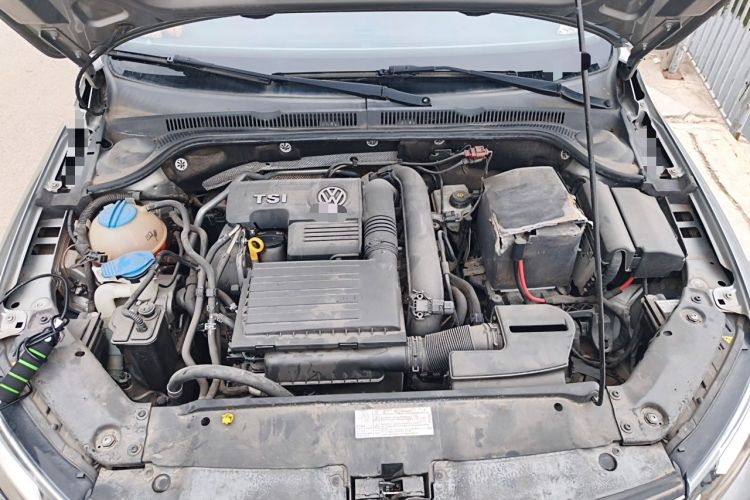 Used Volkswagen Sagitar 2015 230TSI Automatic Comfort Version Engine Bay