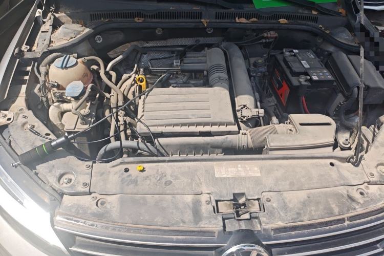 Used Volkswagen Sagitar 2015 230TSI Automatic Comfort Version Engine Bay
