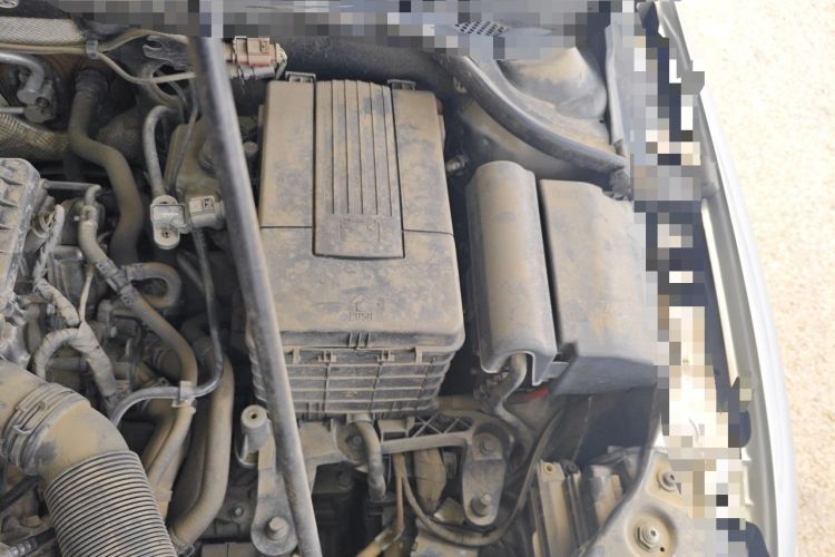 Used Volkswagen Sagitar 2015 1.6L Automatic Comfort Model Engine Bay Left