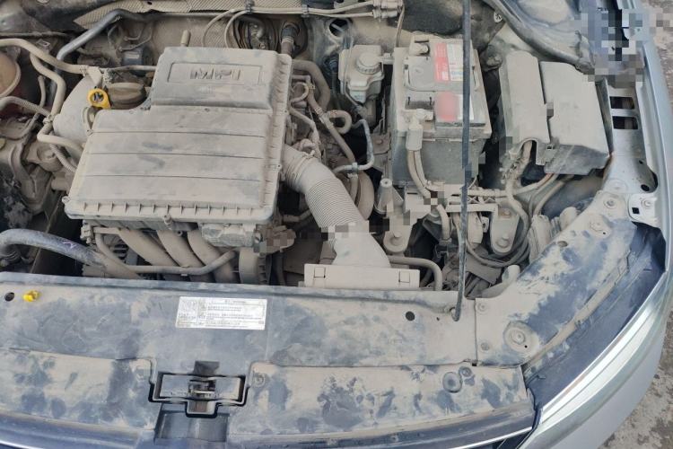 Used Volkswagen Sagitar 2015 1.6L Manual Comfort Model Engine Bay Left
