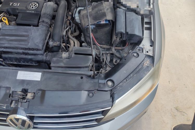 Used Volkswagen Sagitar 2015 230TSI Manual Comfort Version Engine Bay Left