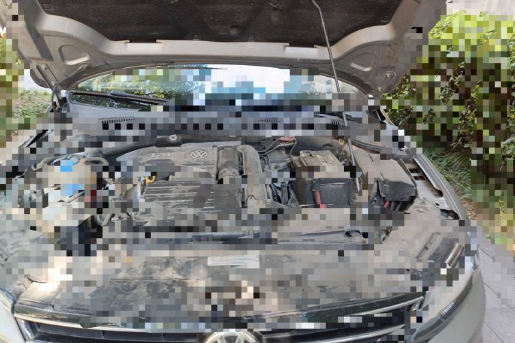 Used Volkswagen Sagitar 2015 230TSI Automatic Comfort Version Engine Bay