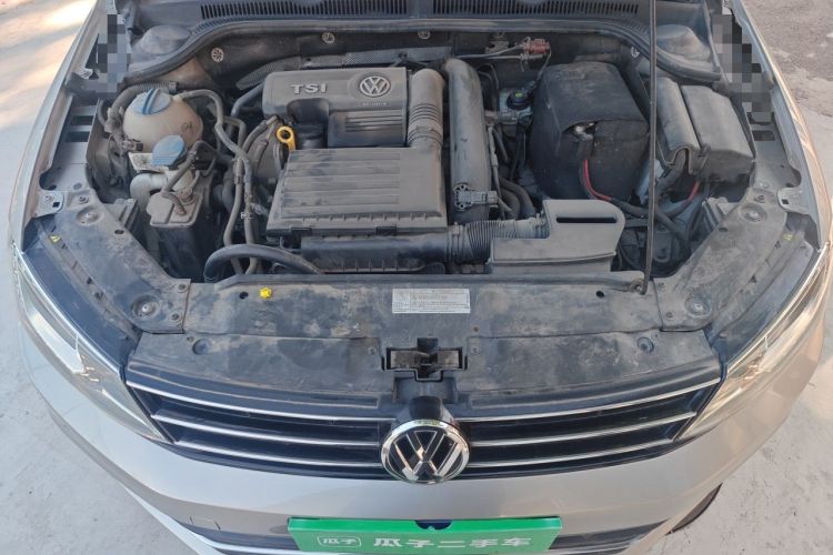 Used Volkswagen Sagitar 2015 230TSI Automatic Luxury Model Engine Bay