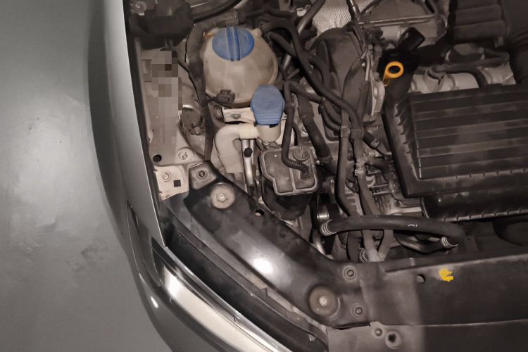 Used Volkswagen Sagitar 2015 230TSI Automatic Comfort Version Engine Bay Right