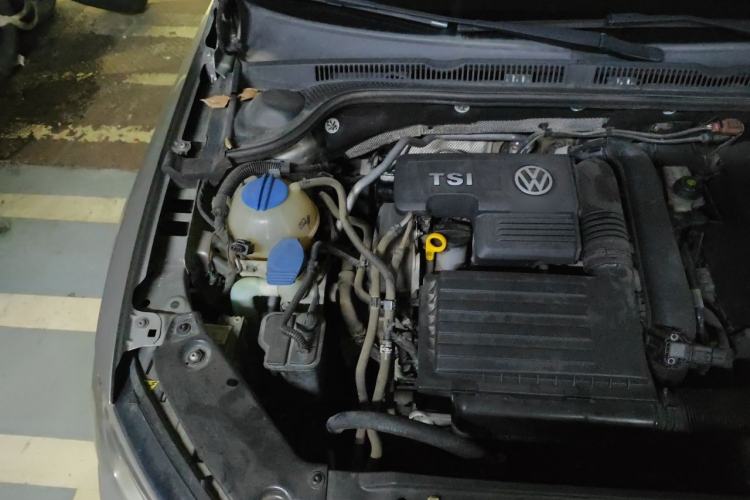 Used Volkswagen Sagitar 2015 280TSI Automatic Flagship Model Engine Bay Right