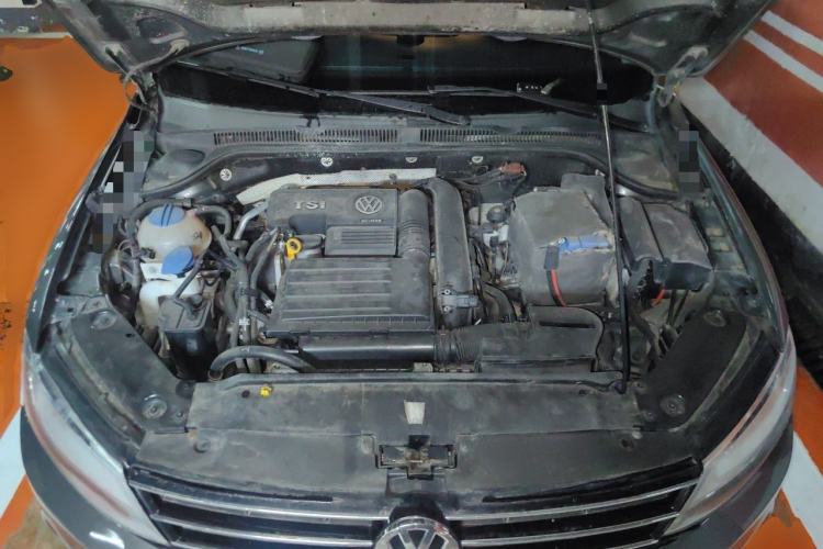 Used Volkswagen Sagitar 2015 230TSI Automatic Comfort Version Engine Bay