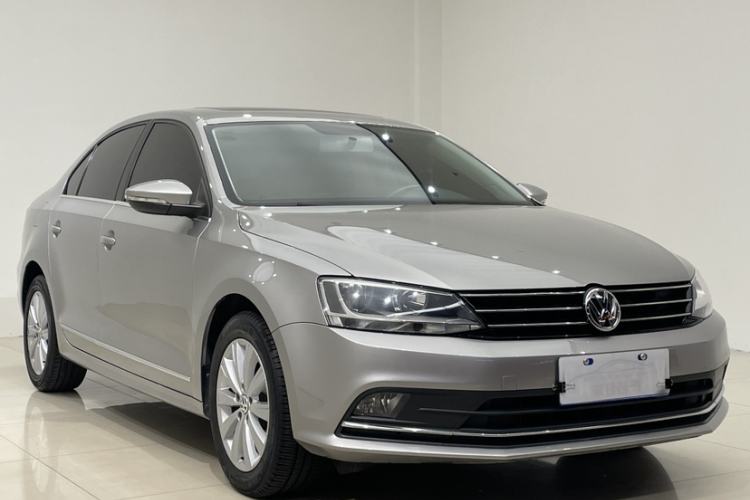 Used Volkswagen Sagitar 2015 1.6L Automatic Comfort Model Exterior 2