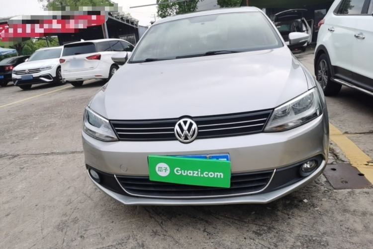 Used Volkswagen Sagitar 2015 1.6L Automatic Comfort Model Front
