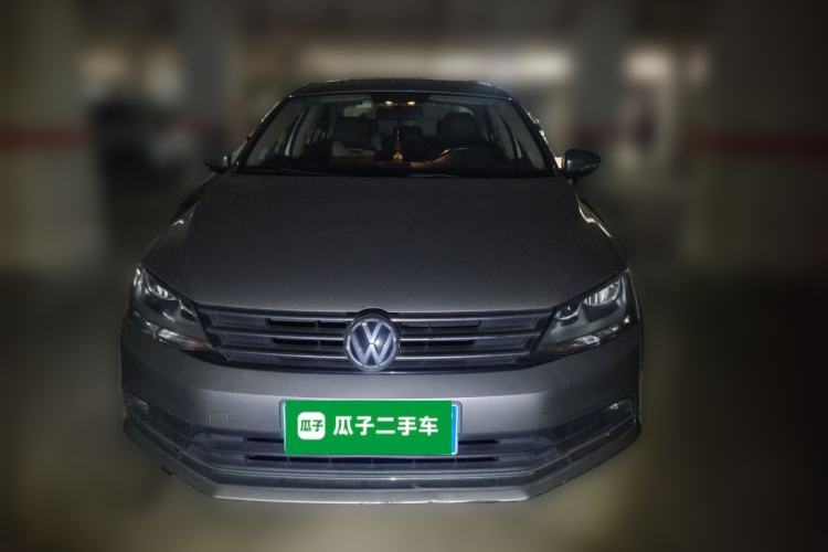 Used Volkswagen Sagitar 2015 230TSI Automatic Comfort Version Front