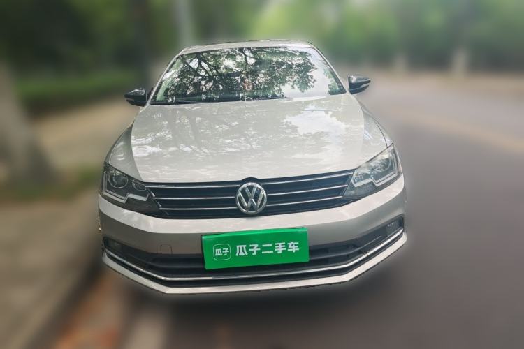 Used Volkswagen Sagitar 2015 230TSI Automatic Comfort Version Front