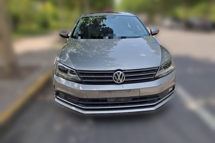 Used Volkswagen Sagitar 2015 1.6L Automatic Comfort Model Front