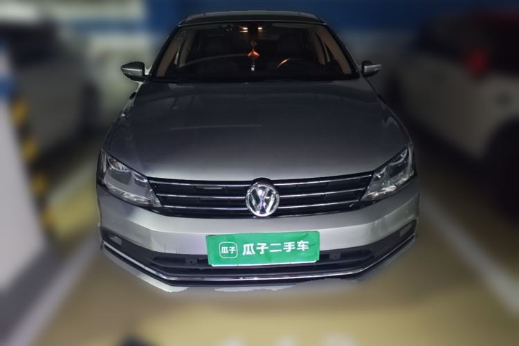 Used Volkswagen Sagitar 2015 230TSI Manual Luxury Edition Front