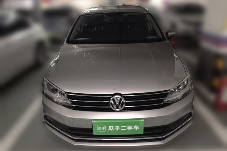 Used Volkswagen Sagitar 2015 230TSI Automatic Comfort Version Front