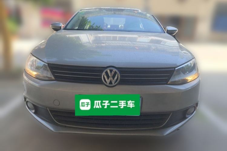 Used Volkswagen Sagitar 2015 1.6L Automatic Comfort Model Front