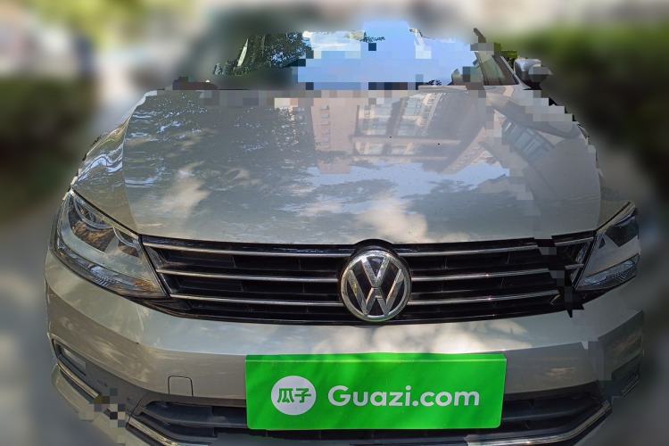 Used Volkswagen Sagitar 2015 230TSI Automatic Comfort Version Front