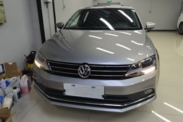 Used Volkswagen Sagitar 2015 1.6L Automatic Comfort Model Front