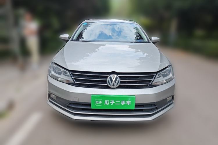 Used Volkswagen Sagitar 2015 1.6L Automatic Comfort Model Front