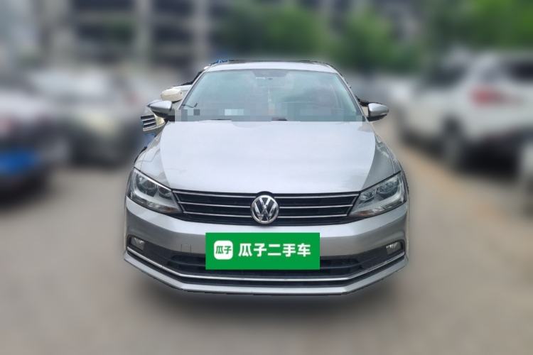 Used Volkswagen Sagitar 2015 1.6L Automatic Comfort Model Front
