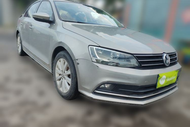 Used Volkswagen Sagitar 2015 1.6L Manual Comfort Model Front Right 45 Deg