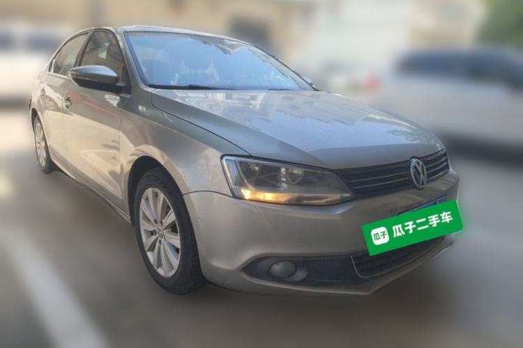 Used Volkswagen Sagitar 2015 1.6L Automatic Comfort Model Front Right 45 Deg