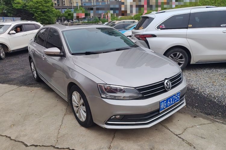 Used Volkswagen Sagitar 2015 1.6L Automatic Comfort Model Front Right 45 Deg