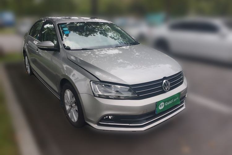 Used Volkswagen Sagitar 2015 1.6L Automatic Comfort Model Front Right 45 Deg