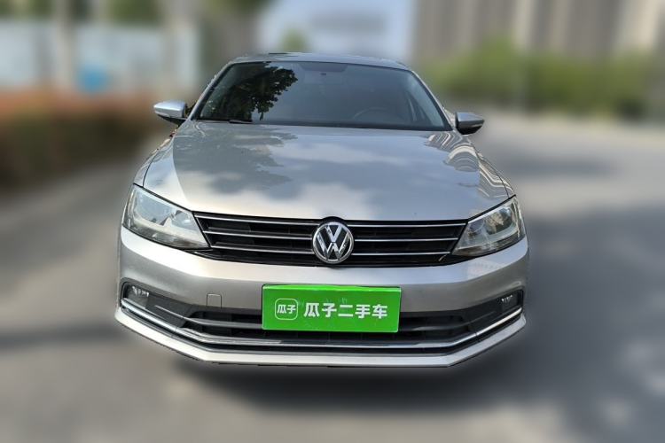 Used Volkswagen Sagitar 2015 230TSI Automatic Comfort Version Front