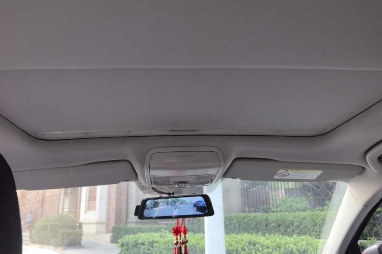 Used Volkswagen Sagitar 2015 1.6L Automatic Comfort Model Headliner