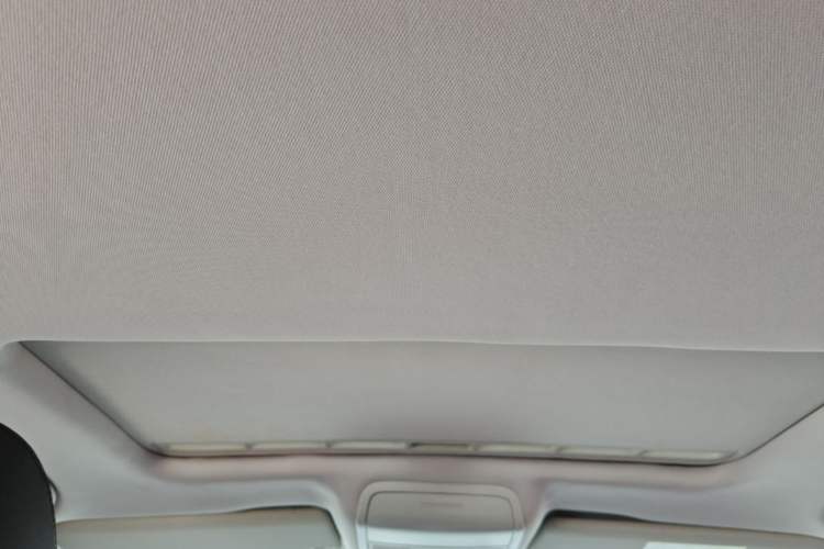 Used Volkswagen Sagitar 2015 1.6L Automatic Comfort Model Headliner