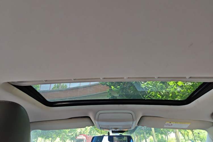 Used Volkswagen Sagitar 2015 1.6L Automatic Comfort Model Headliner