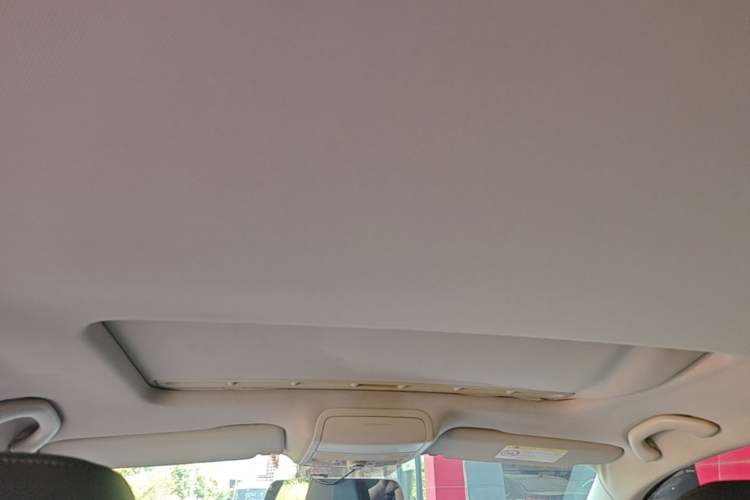 Used Volkswagen Sagitar 2015 1.6L Automatic Comfort Model Headliner