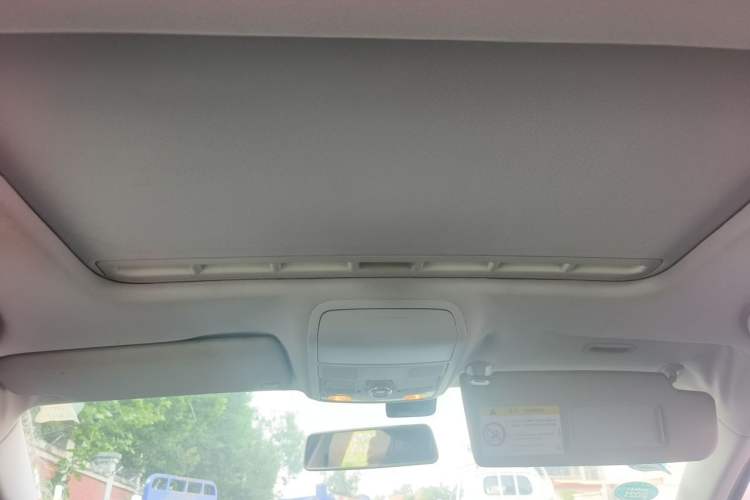 Used Volkswagen Sagitar 2015 1.6L Automatic Comfort Model Headliner