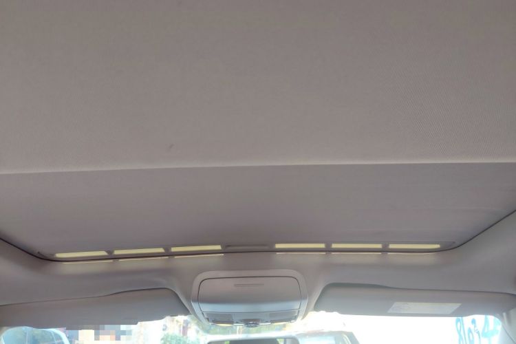 Used Volkswagen Sagitar 2015 230TSI Manual Comfort Version Headliner