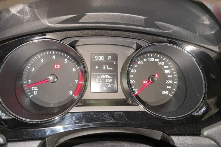 Used Volkswagen Sagitar 2015 1.6L Automatic Comfort Model Instrument Cluster