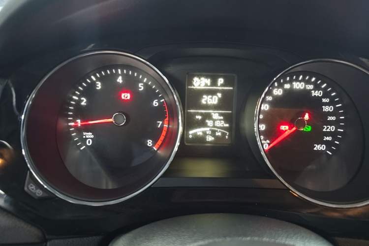 Used Volkswagen Sagitar 2015 1.6L Automatic Comfort Model Instrument Cluster