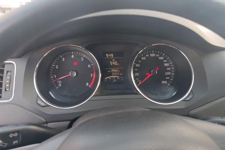 Used Volkswagen Sagitar 2015 1.6L Manual Fashion Edition Instrument Cluster