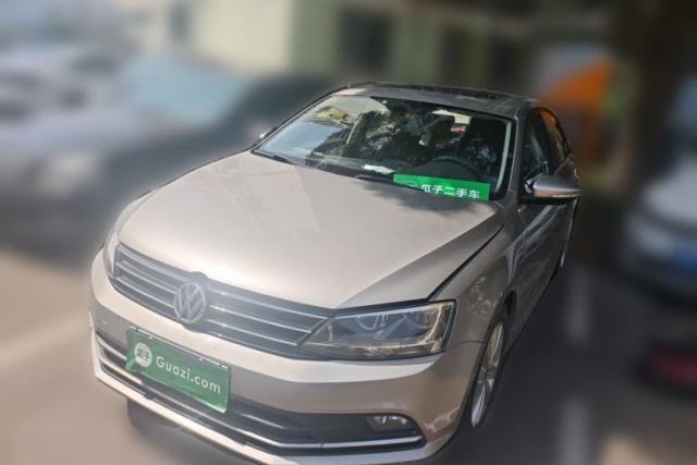 Used Volkswagen Sagitar 2015 230TSI Automatic Comfort Version