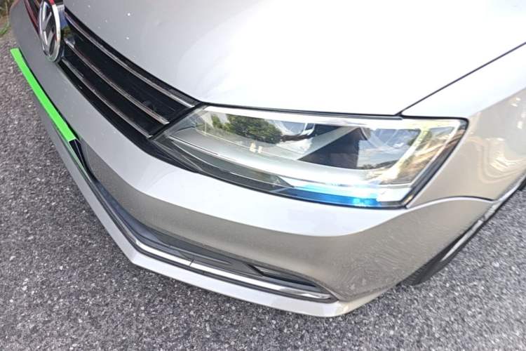 Used Volkswagen Sagitar 2015 1.6L Automatic Comfort Model Left Front Headlight