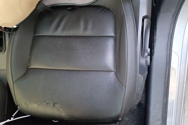 Used Volkswagen Sagitar 2015 230TSI Automatic Comfort Version Left Front Seat