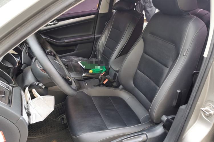 Used Volkswagen Sagitar 2015 1.6L Manual Comfort Model Left Front Seat