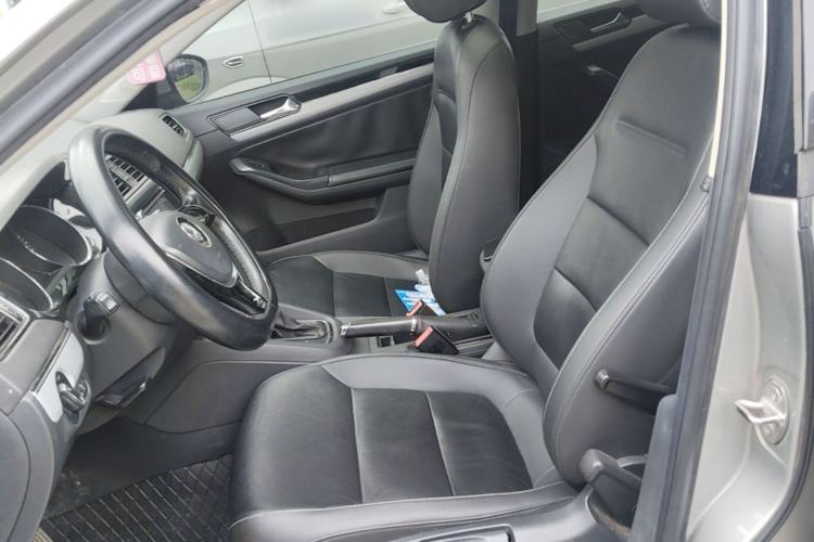 Used Volkswagen Sagitar 2015 1.6L Automatic Comfort Model Left Front Seat