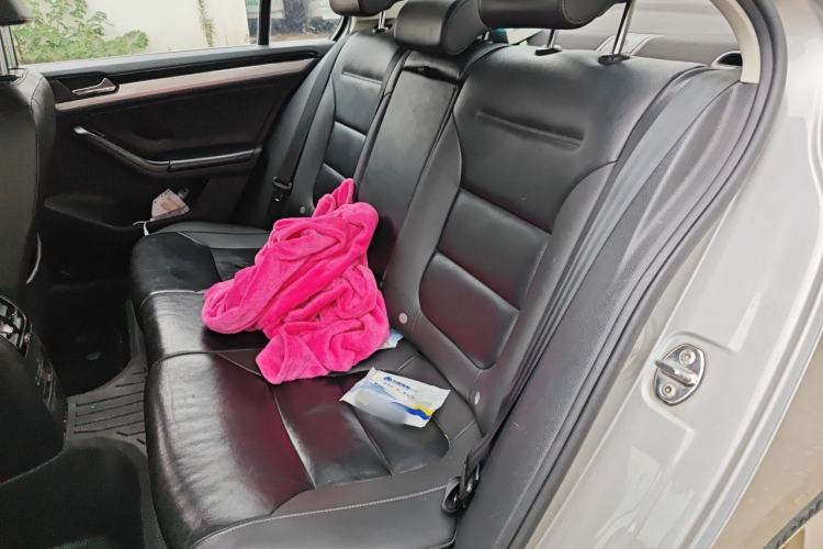 Used Volkswagen Sagitar 2015 230TSI Automatic Comfort Version Left Rear Seat