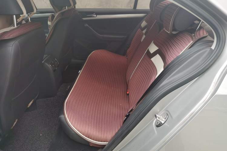 Used Volkswagen Sagitar 2015 1.6L Automatic Comfort Model Left Rear Seat