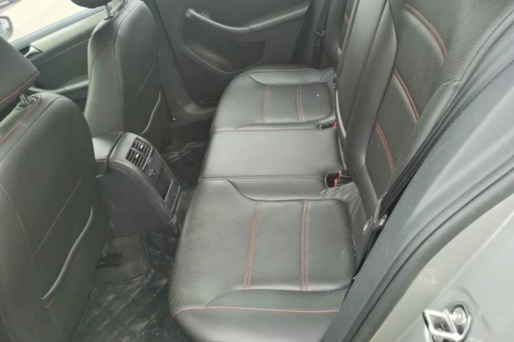 Used Volkswagen Sagitar 2015 1.6L Automatic Comfort Model Left Rear Seat