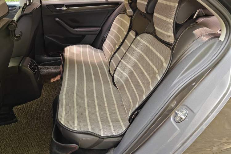 Used Volkswagen Sagitar 2015 230TSI Manual Luxury Edition Left Rear Seat